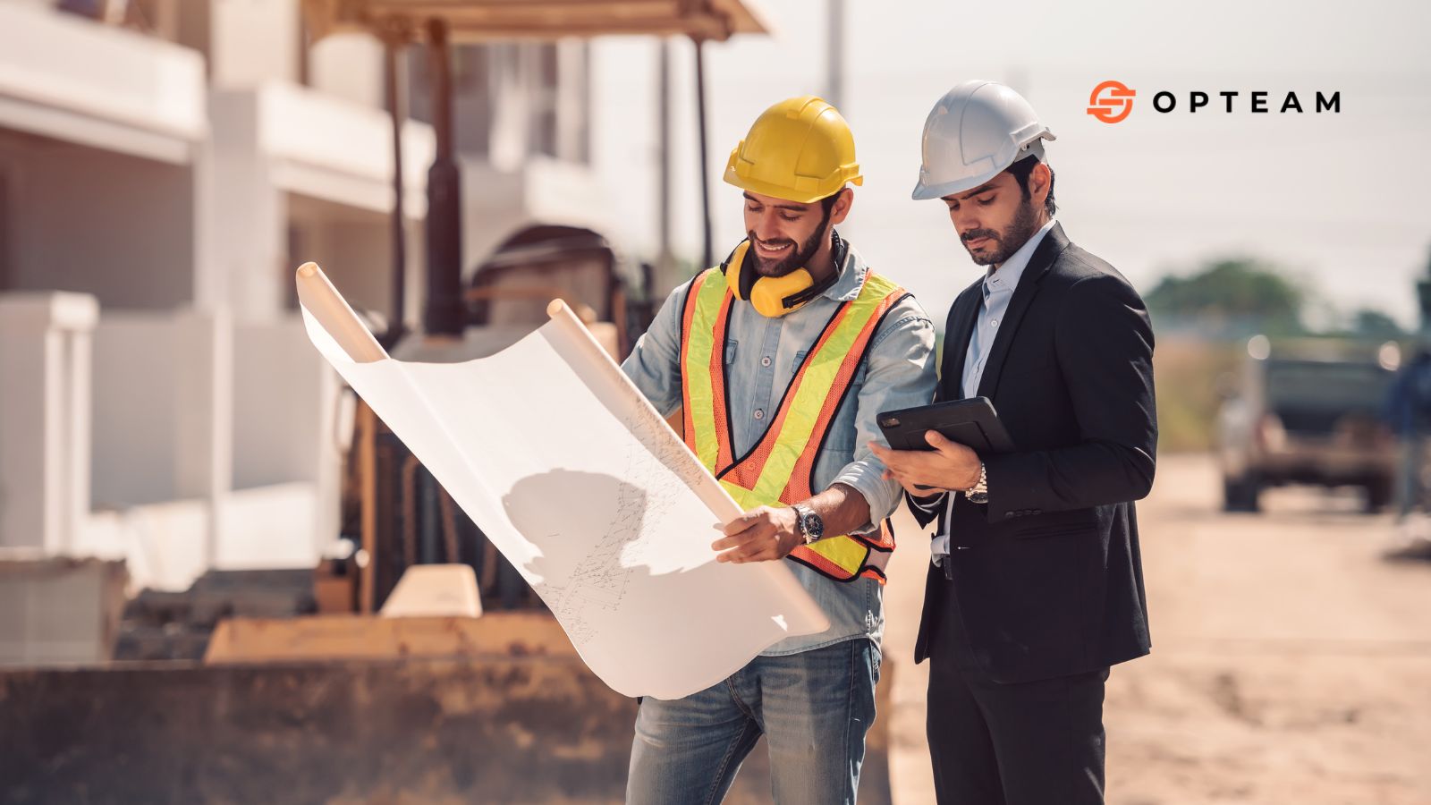 difference between construction management and project management